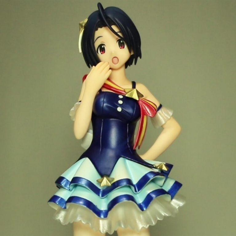 azusa miura figure